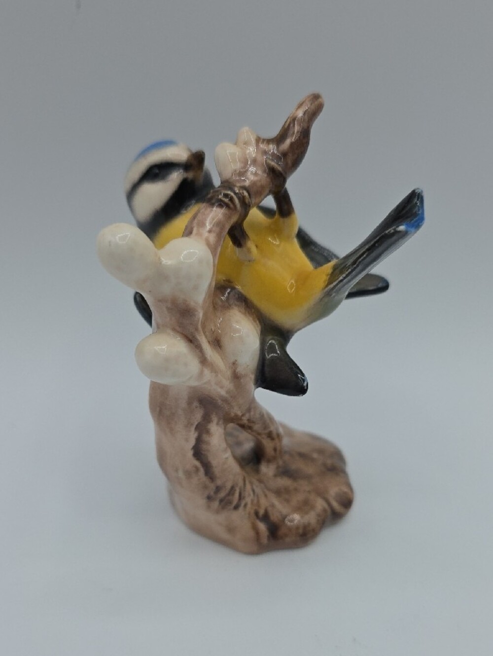 Goebel Blue and Yellow Ceramic Titmouse Figurine - Picture 5 of 8